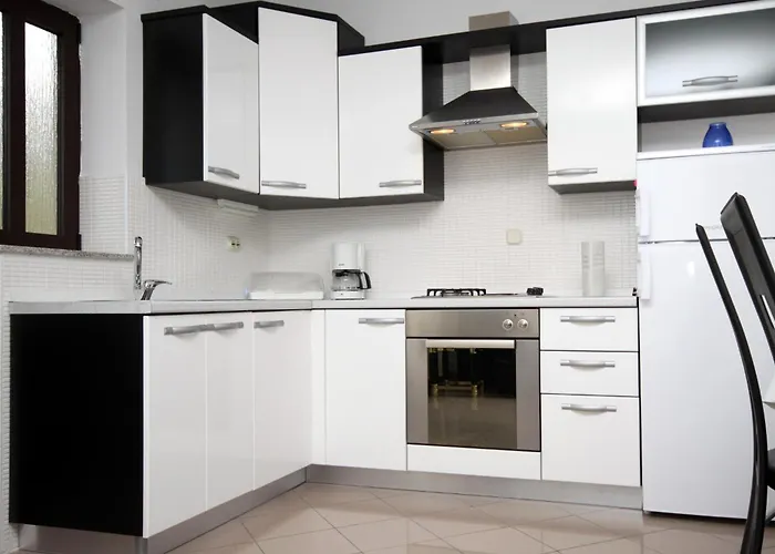 Apartman With Parking Space Pag - 6316