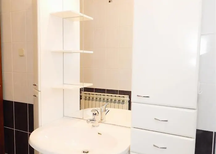 Apartament With Parking Space Pag - 6316 Pag Town