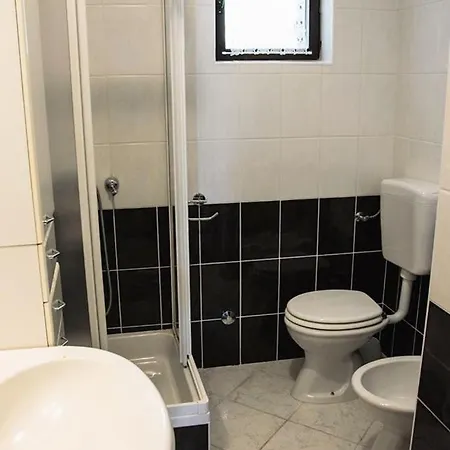 Apartment With Parking Space Pag - 6316